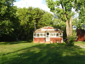 Petite maison à grand-mère et grand-père Paquin à Deschênes, Collection personnelle, Lynne Rodier