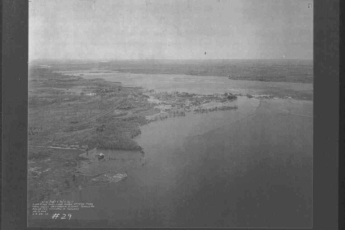 Que se cache-t-il derrière le toponyme Deschênes&nbsp;?